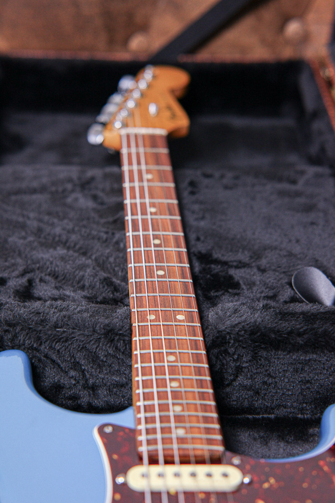 Fender  Player Plus Stratocaster SSS | Opal Spark