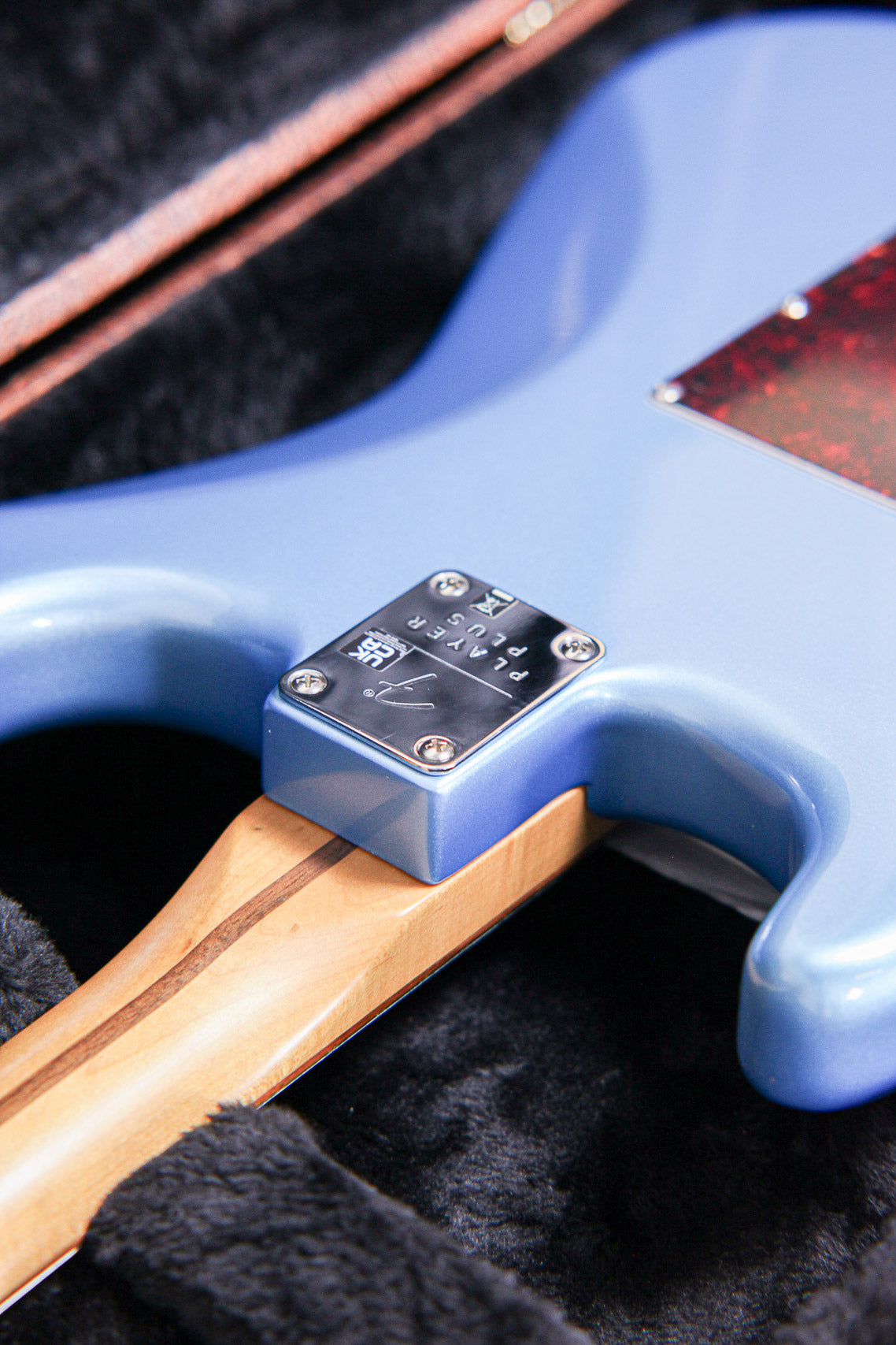 Fender  Player Plus Stratocaster SSS | Opal Spark