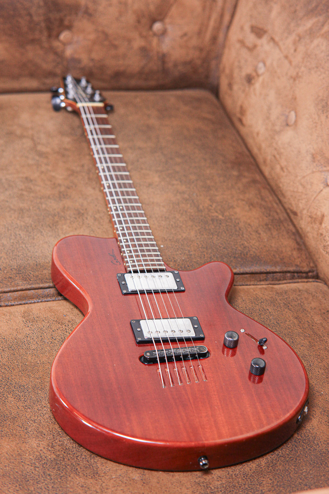 Godin LG 2007 | Havana Brown