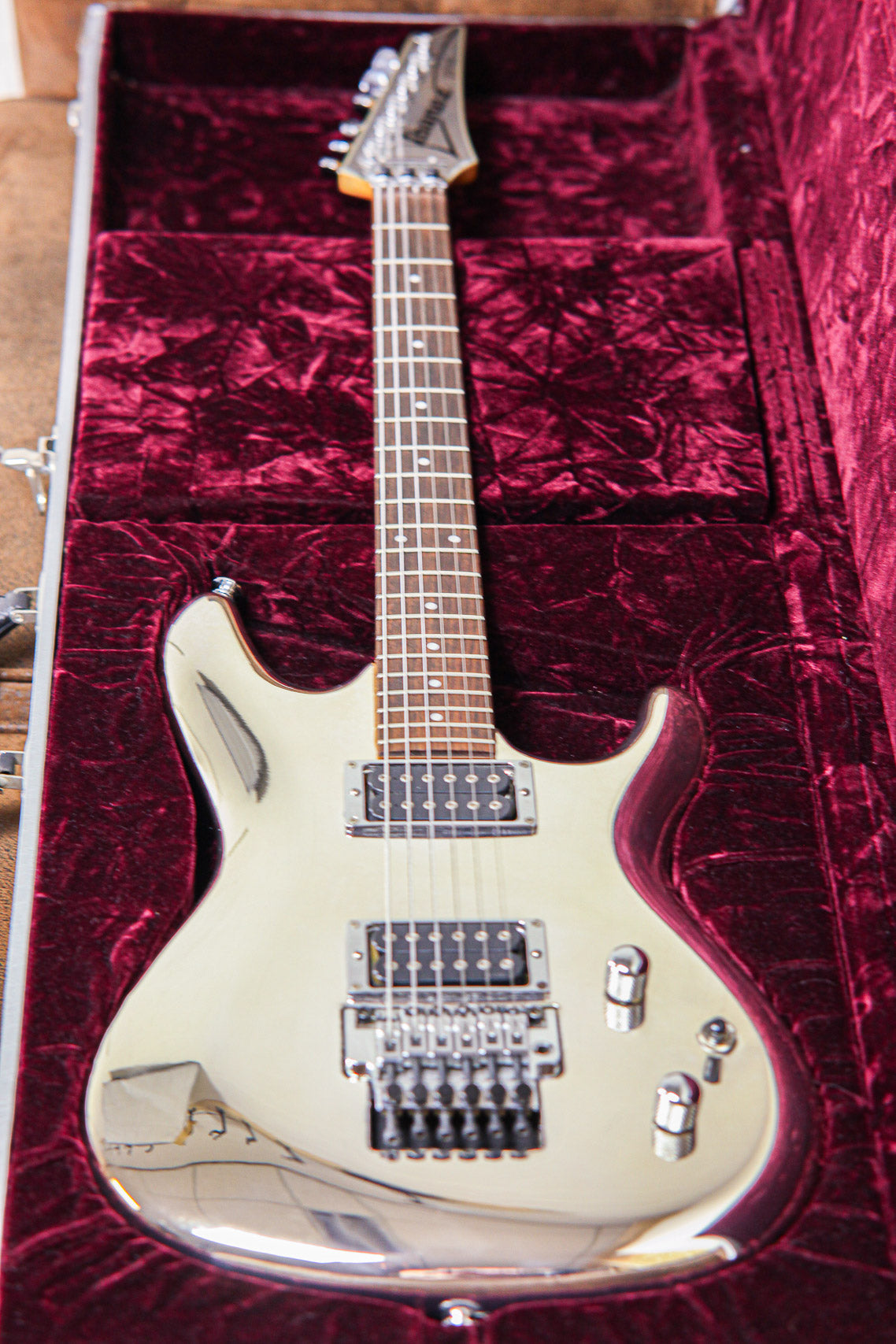 Ibanez JS10th Joe Satriani Chromeboy 1998 | Chrome
