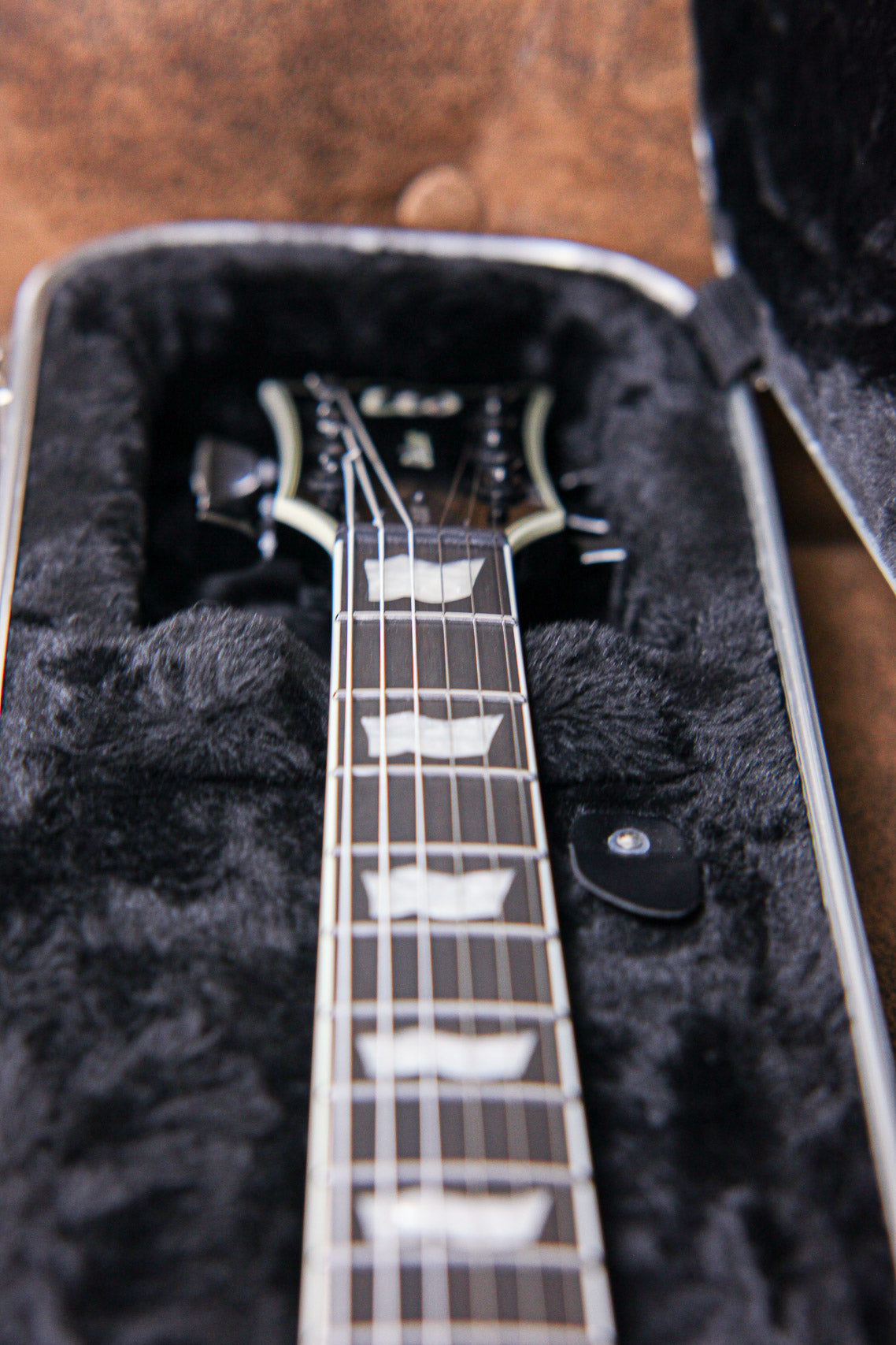ESP LTD EC-1000 | Black Fluence