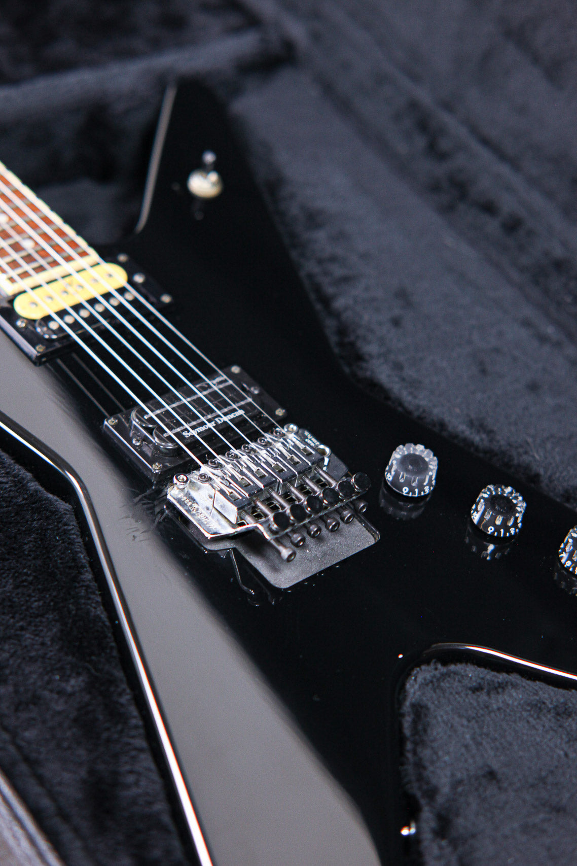 Washburn Dimebag Darrell 333 Blackjack | Black