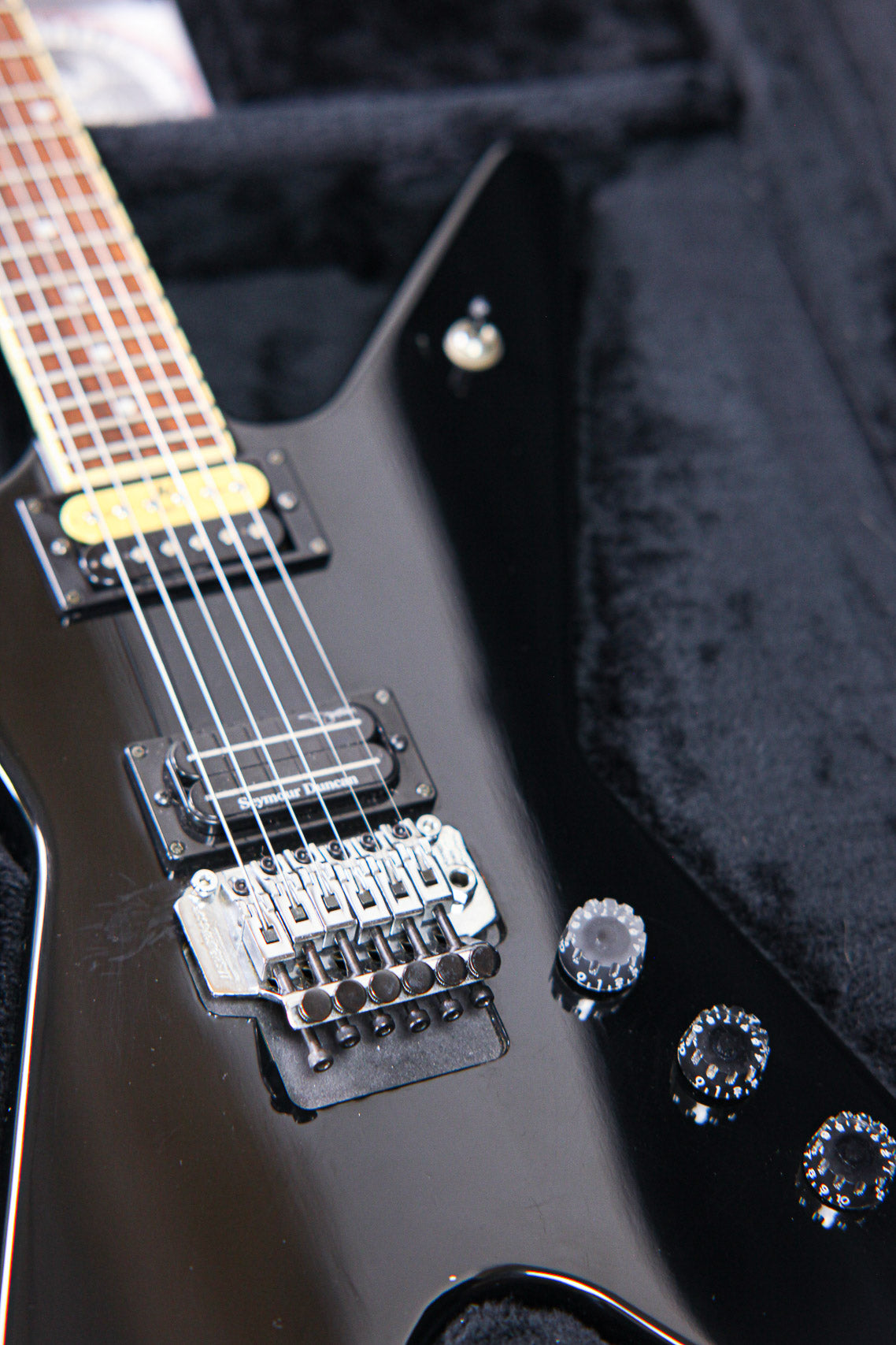 Washburn Dimebag Darrell 333 Blackjack | Black