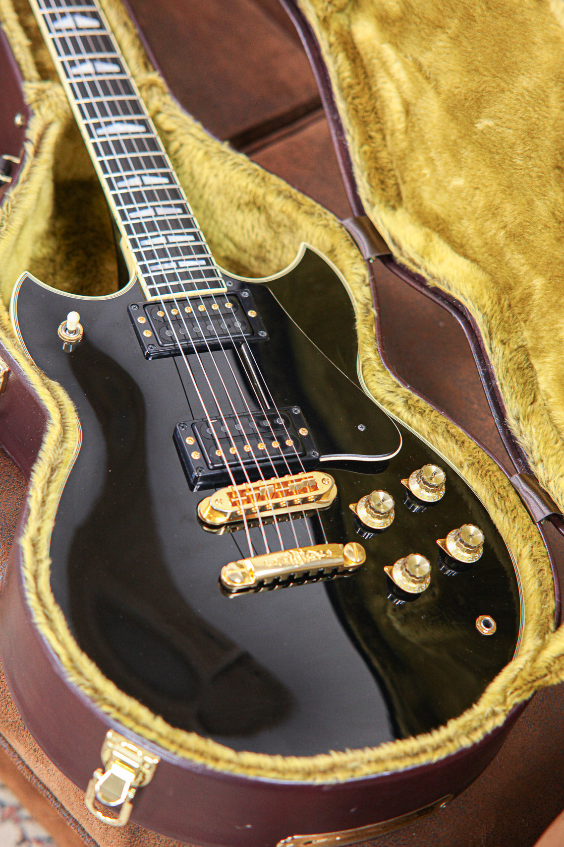 Yamaha SG2000 MiJ 2008 | Ebony