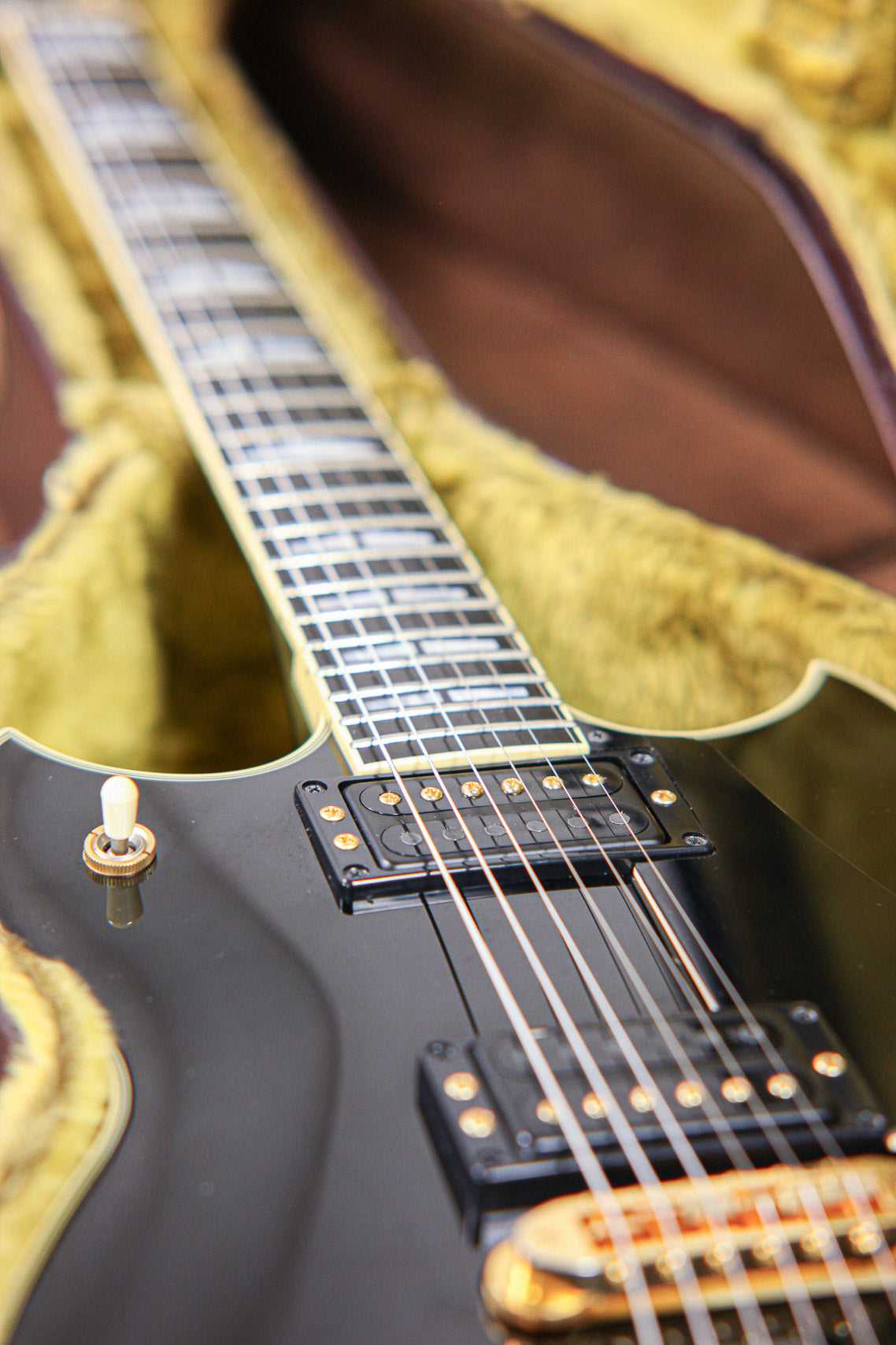 Yamaha SG2000 MiJ 2008 | Ebony