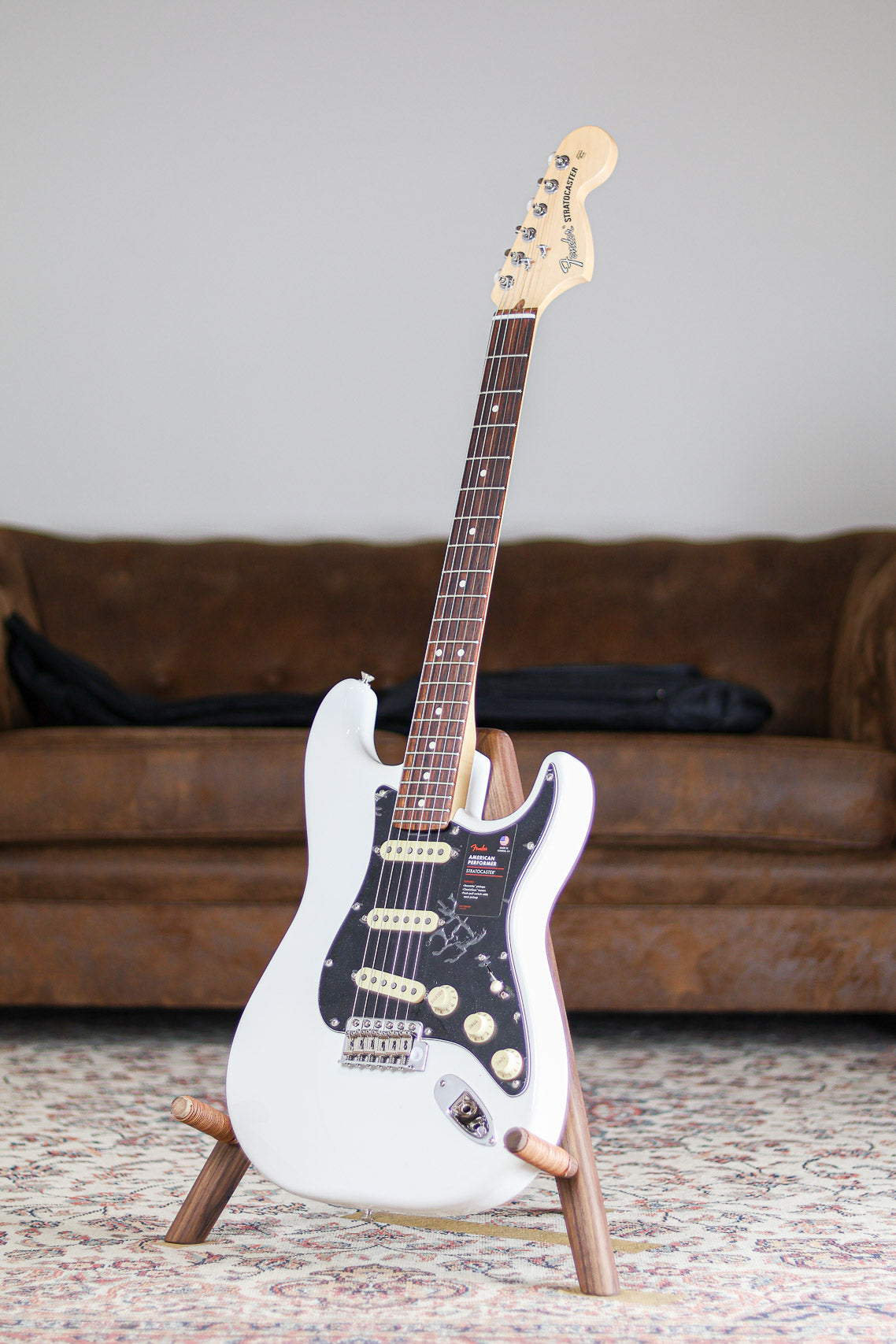 Fender American Player Performer Stratocaster | Arctic White