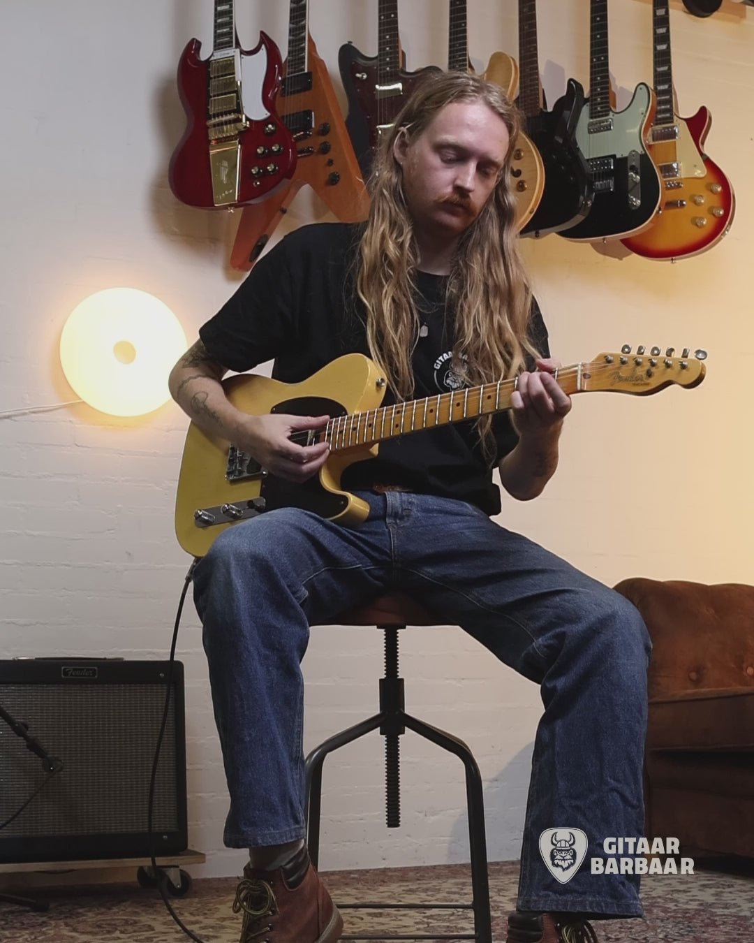Load video: Fender Telecaster '52 Custom Shop | Butterscotch Blonde