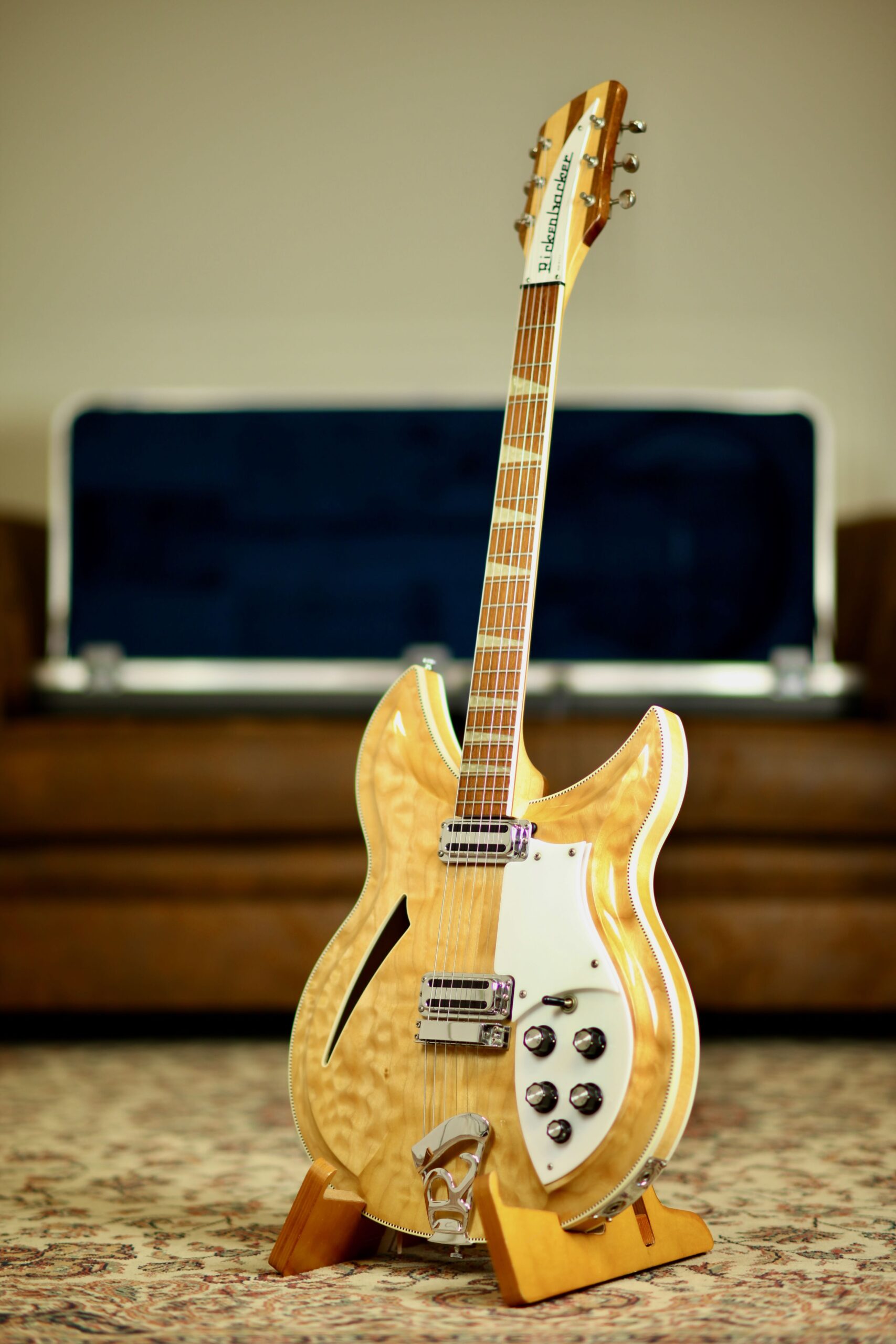 Rickenbacker 381V69 1998 | Mapleglo