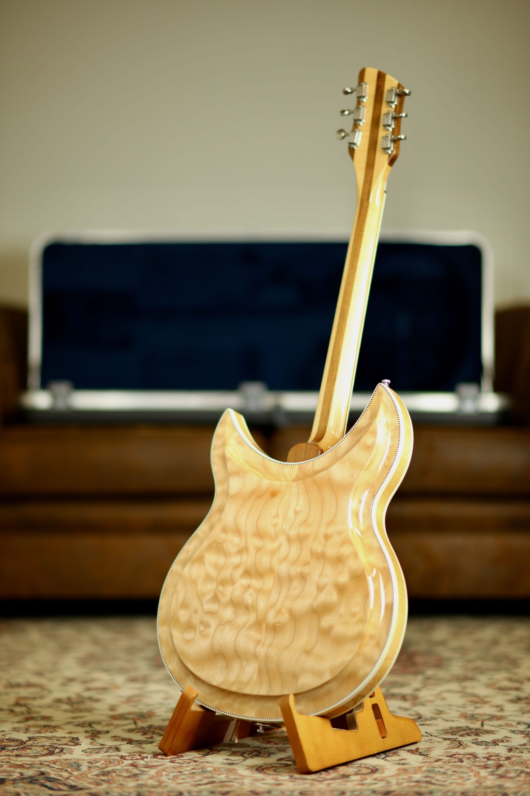 Rickenbacker 381V69 1998 | Mapleglo