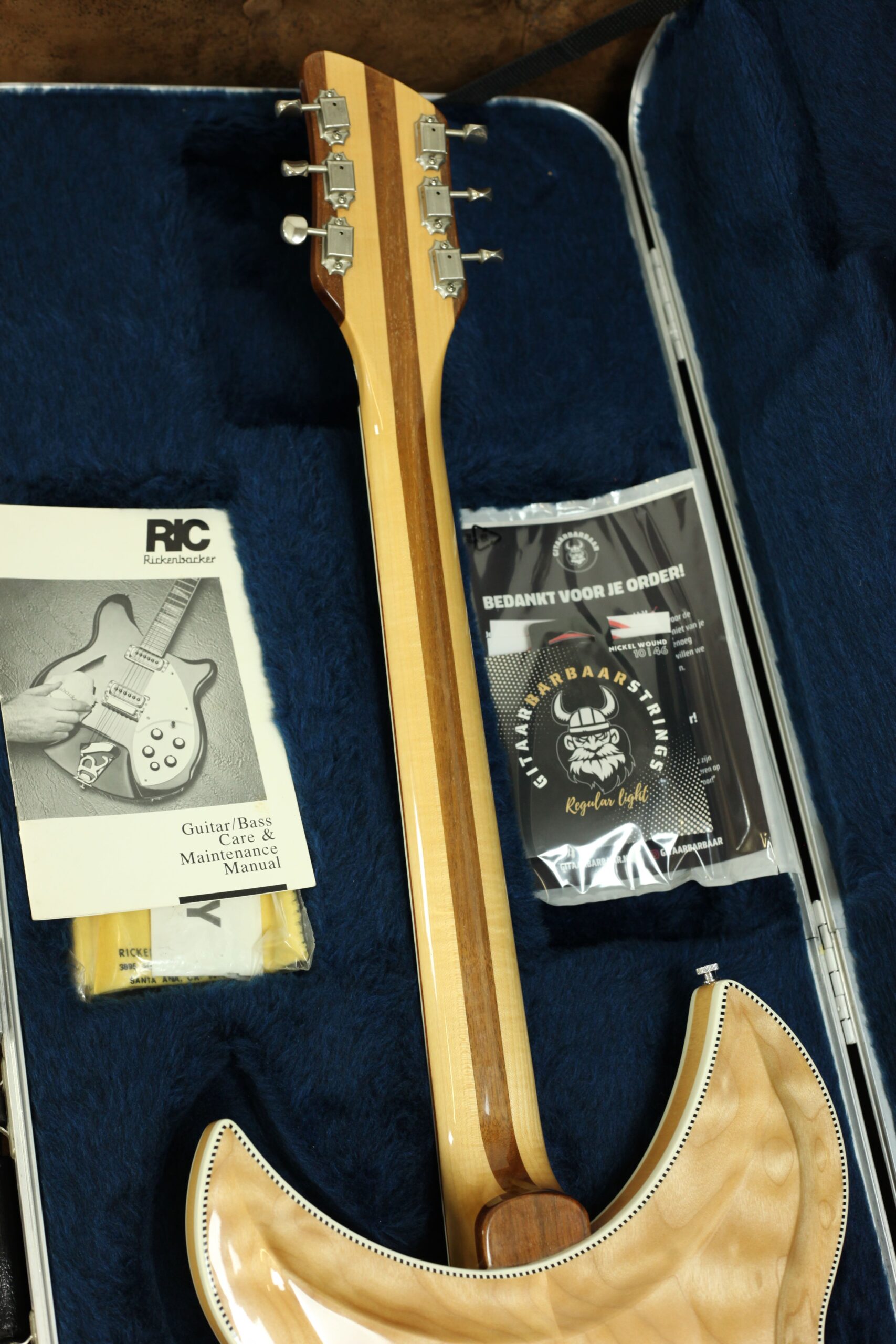 Rickenbacker 381V69 1998 | Mapleglo