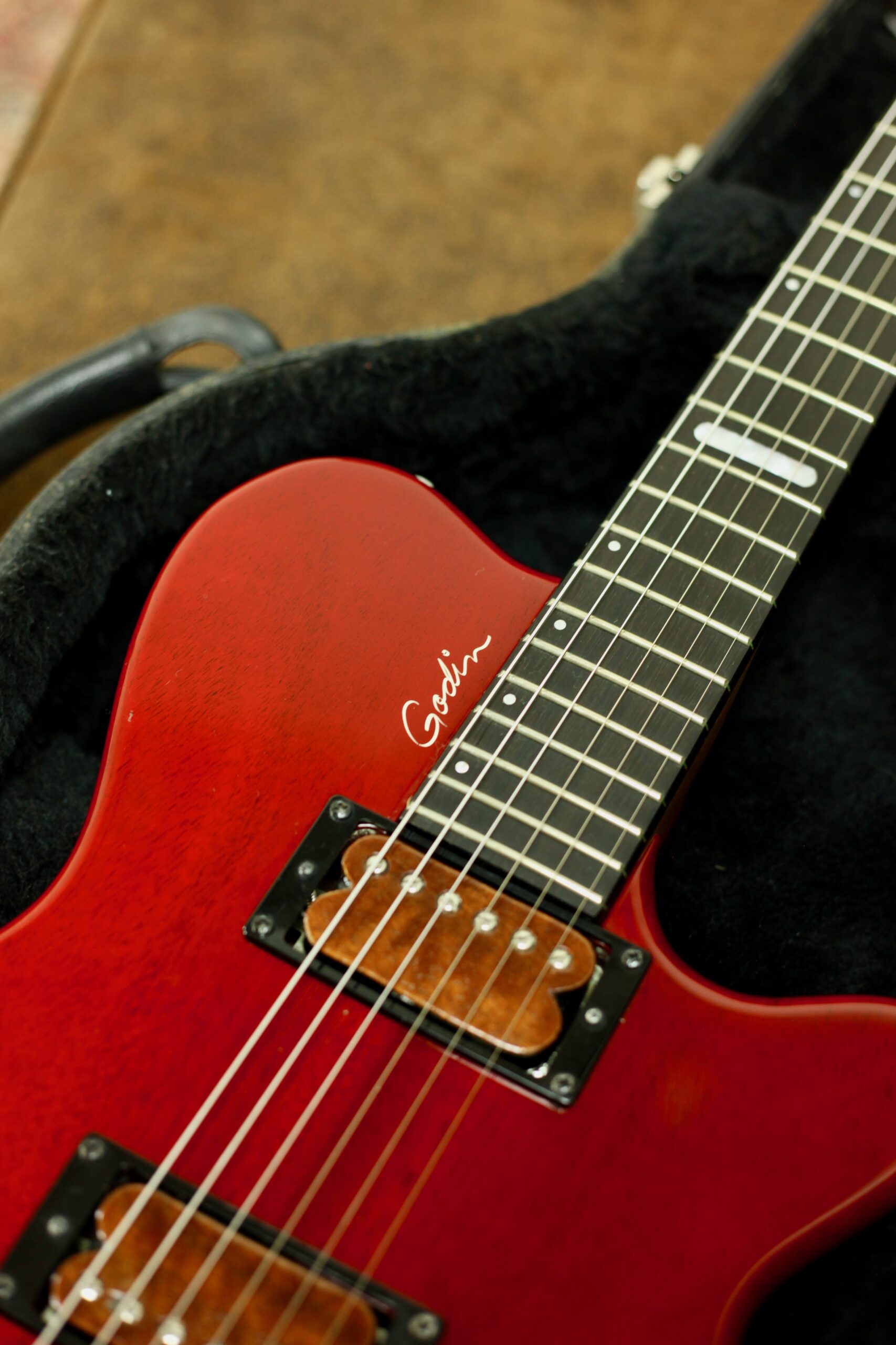 Godin Summit | Cherry Red
