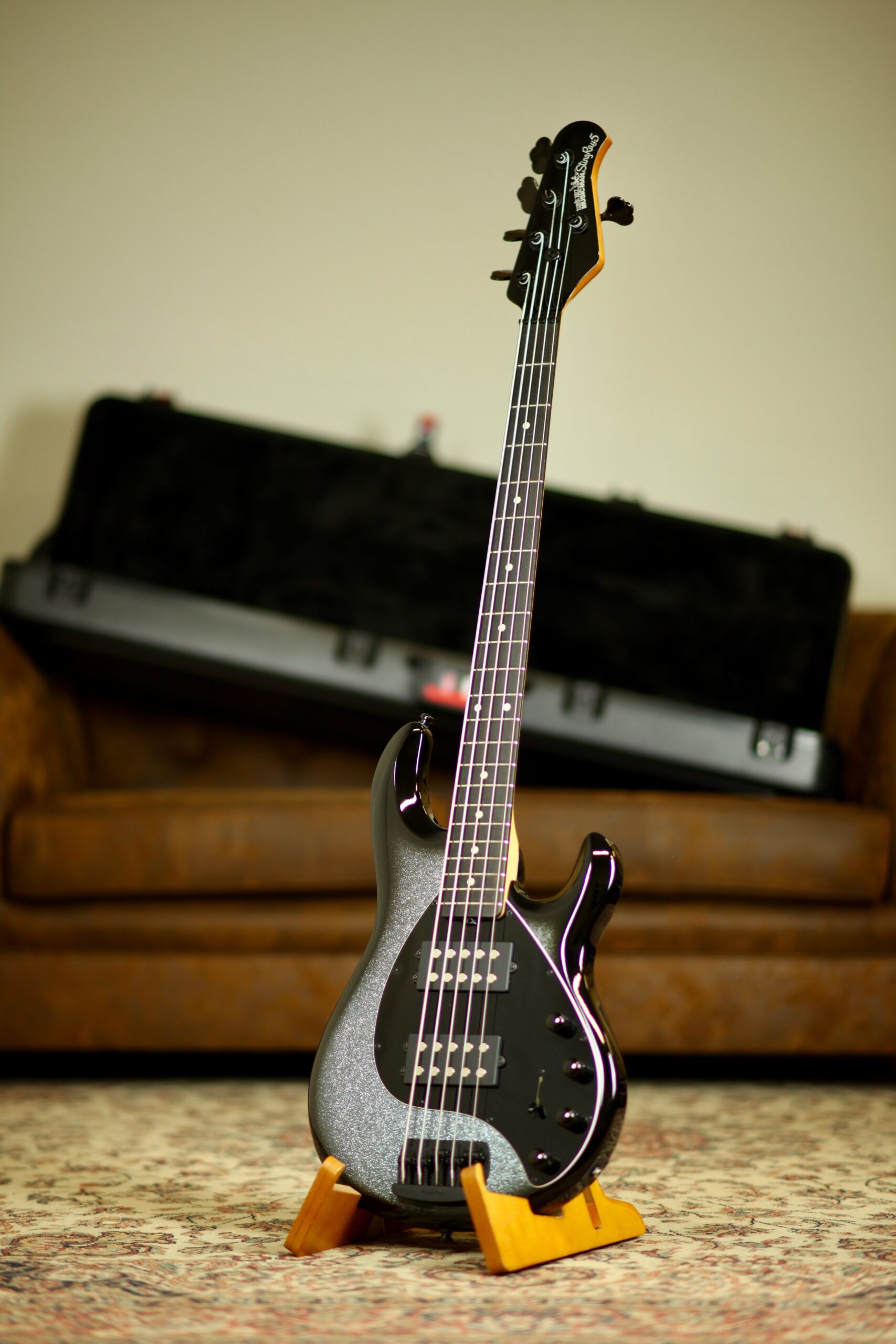 Music Man Stingray 5 | Black Rock