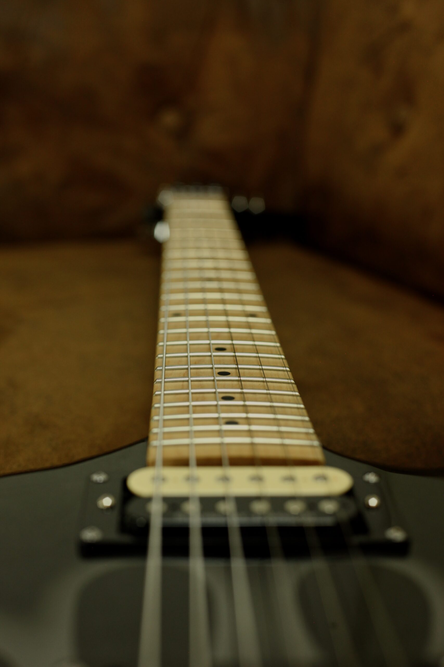 Kramer Guitars Tracii Guns Gunstar Voyager | Black Flame