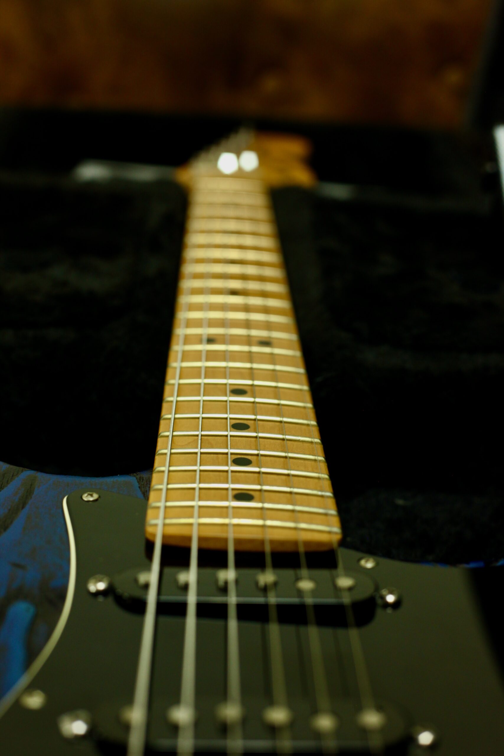 Fender Ltd Sandblasted Ash Stratocaster 2015 | Sapphire Blue