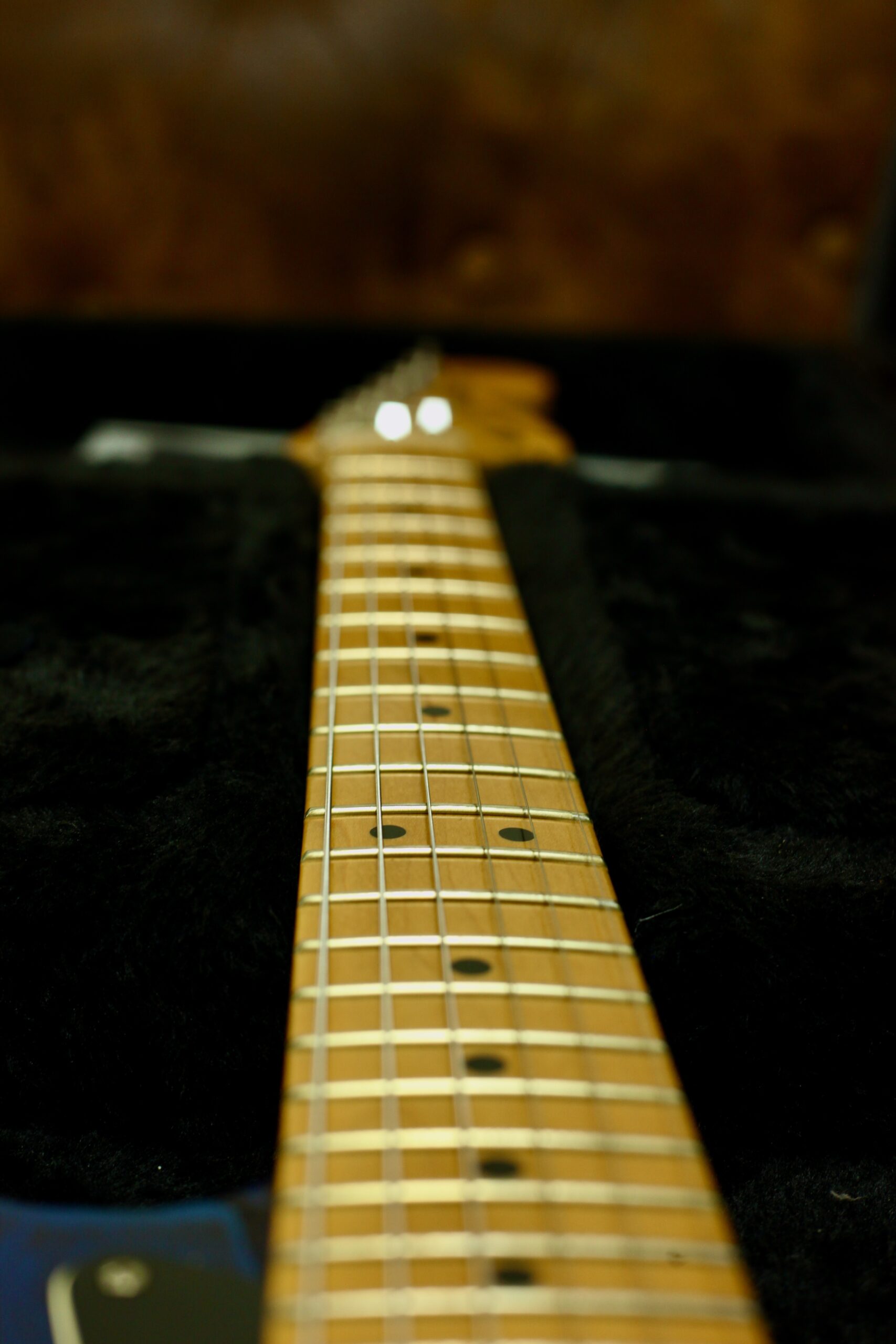 Fender Ltd Sandblasted Ash Stratocaster 2015 | Sapphire Blue