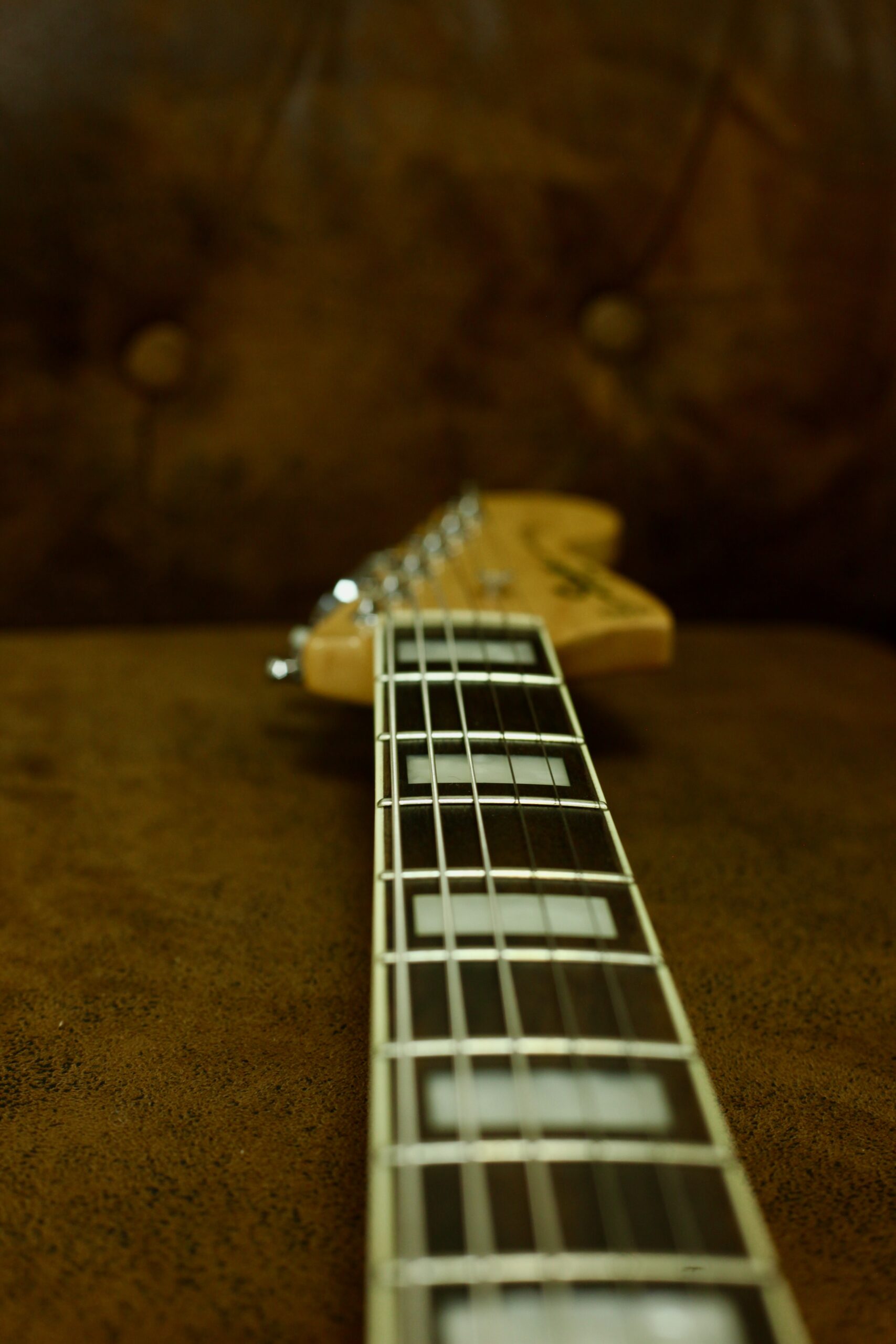 Squier Vintage Modified Baritone Jazzmaster | Antigua