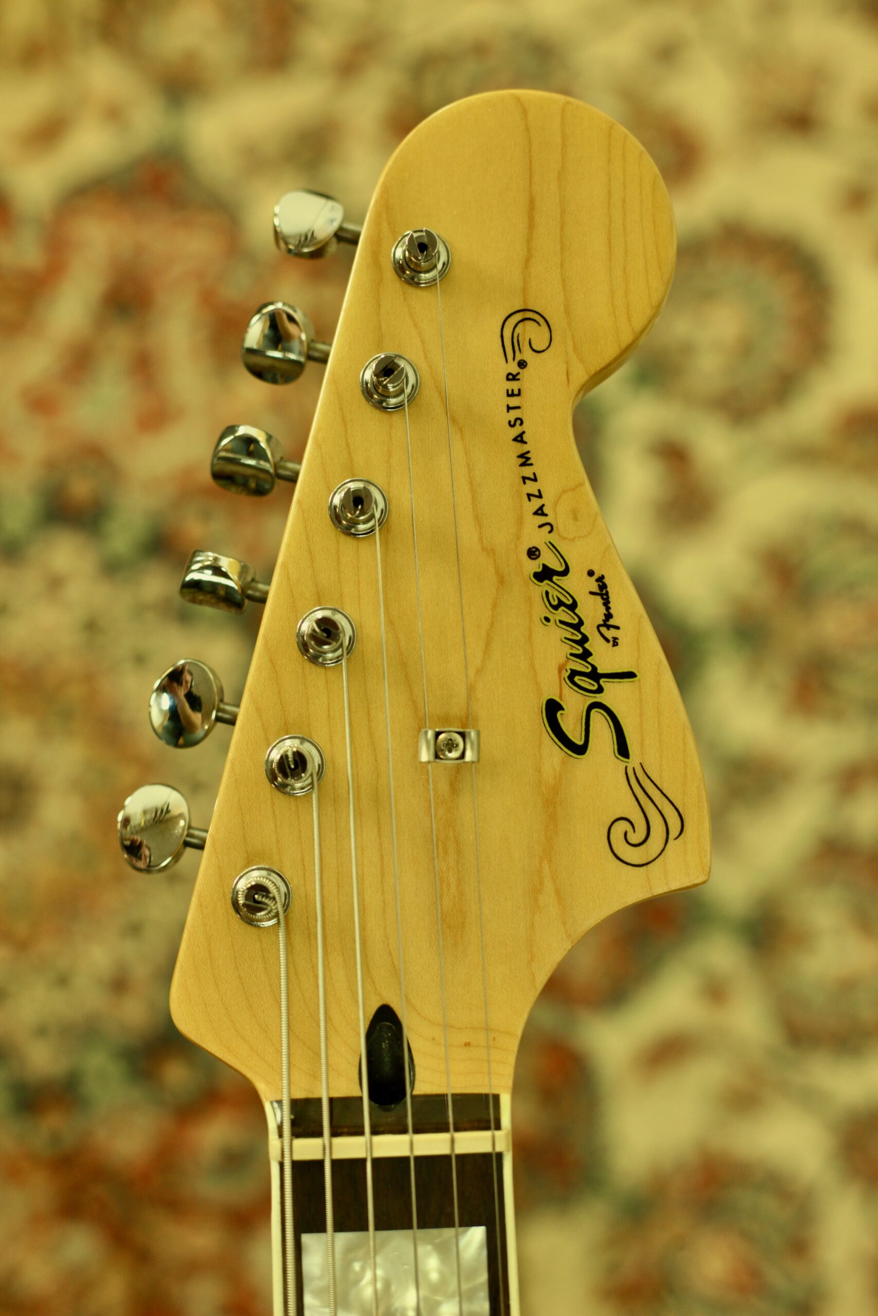 Squier Vintage Modified Baritone Jazzmaster | Antigua