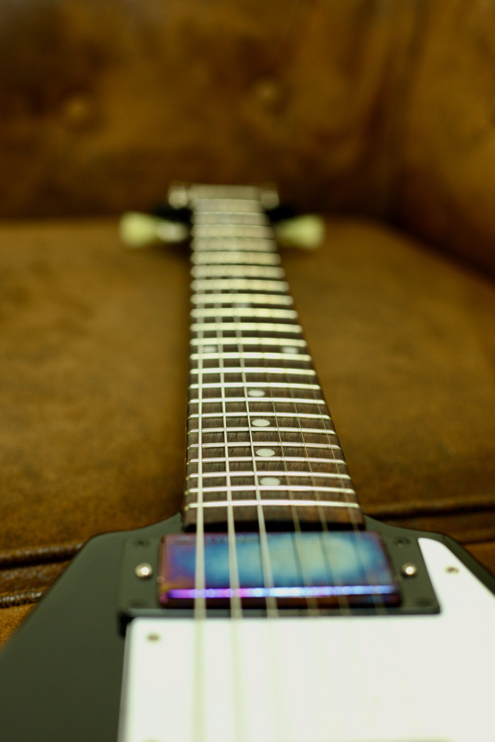 Epiphone Flying V 2021 | Ebony - GitaarBarbaar