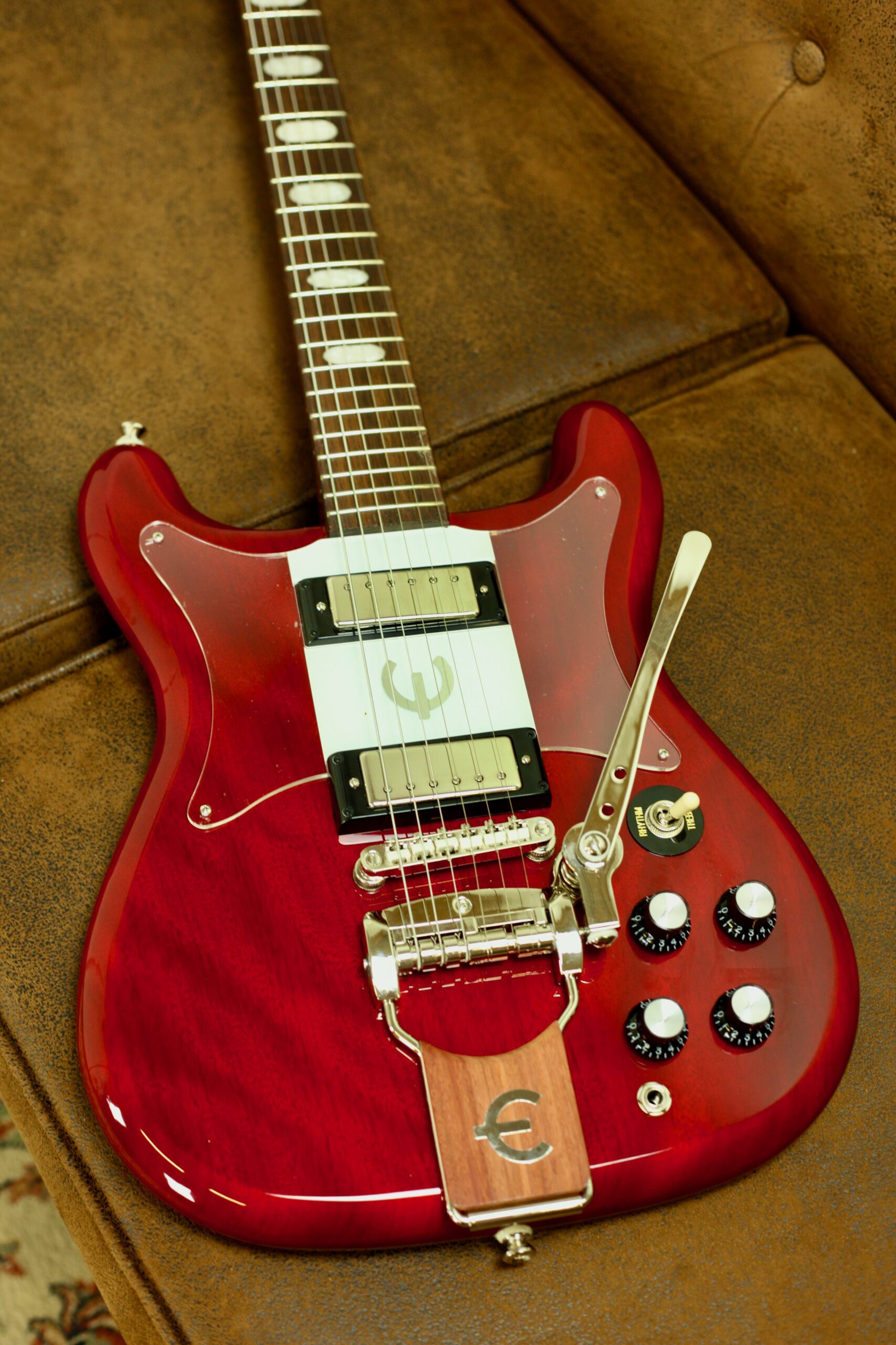 Epiphone Crestwood Custom | Cherry
