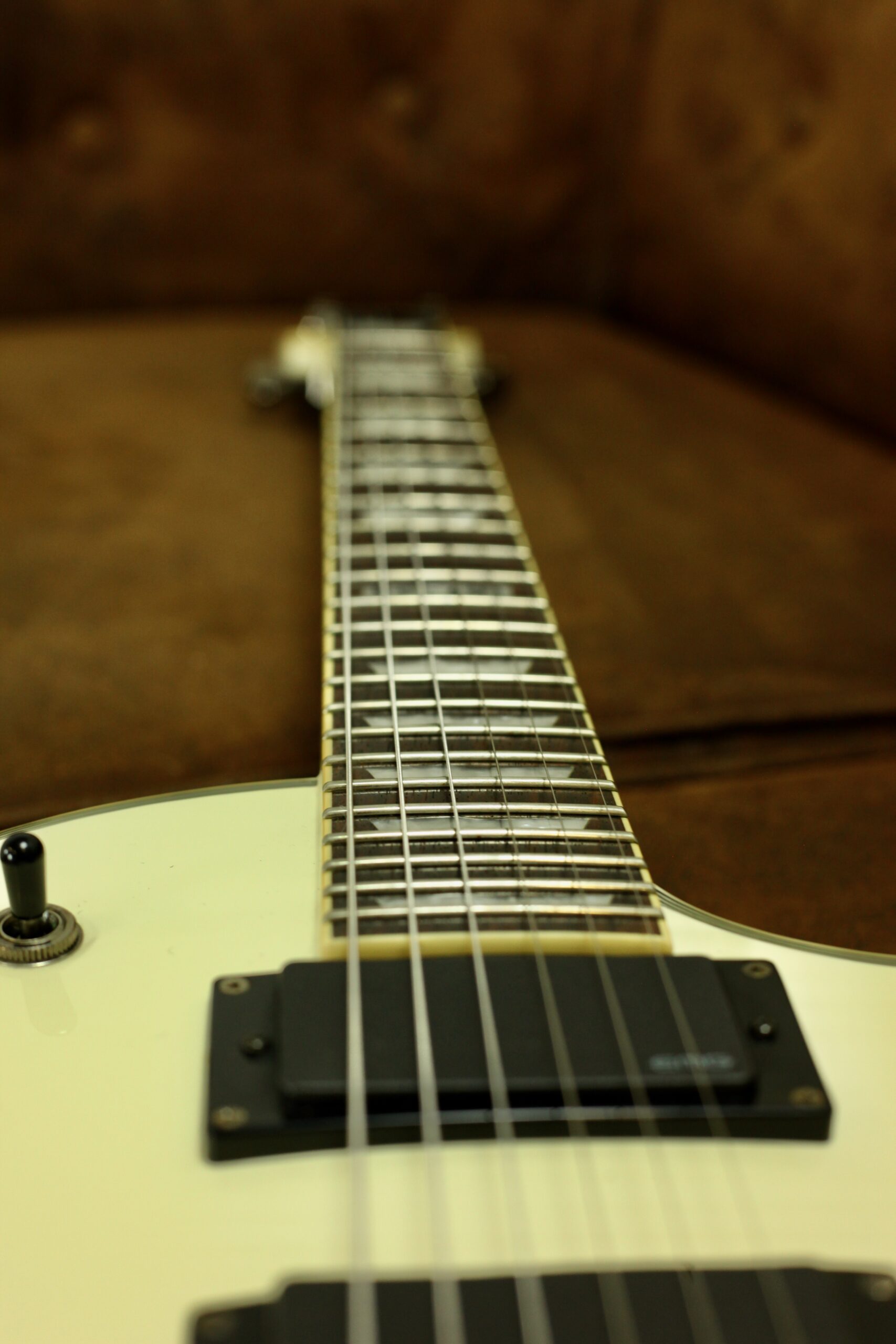 ESP LTD EC-401 | Olympic White