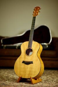Taylor JKSM Jewel Kilcher Signature Model | Natural
