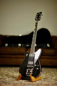 Duesenberg The Falken Tremolo | Black