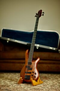 Aria Pro II Integra Series Bass | Walnut Satin