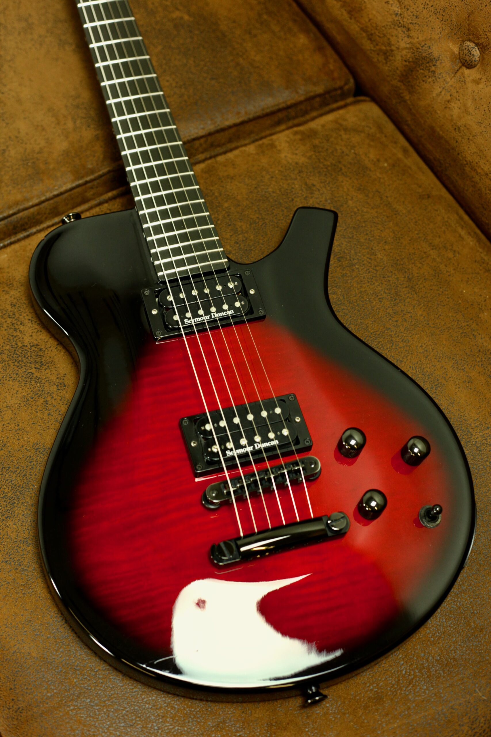 Parker Fly Mojo Single Cutaway | Transparent Cherry