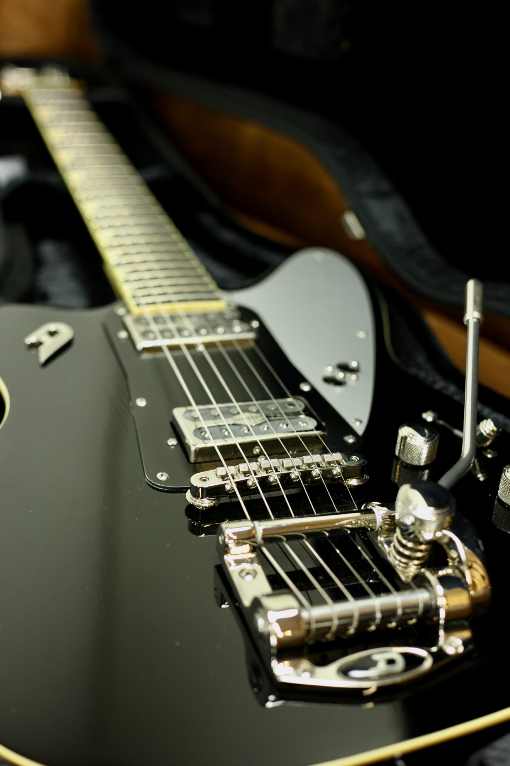 Duesenberg The Falken Tremolo | Black