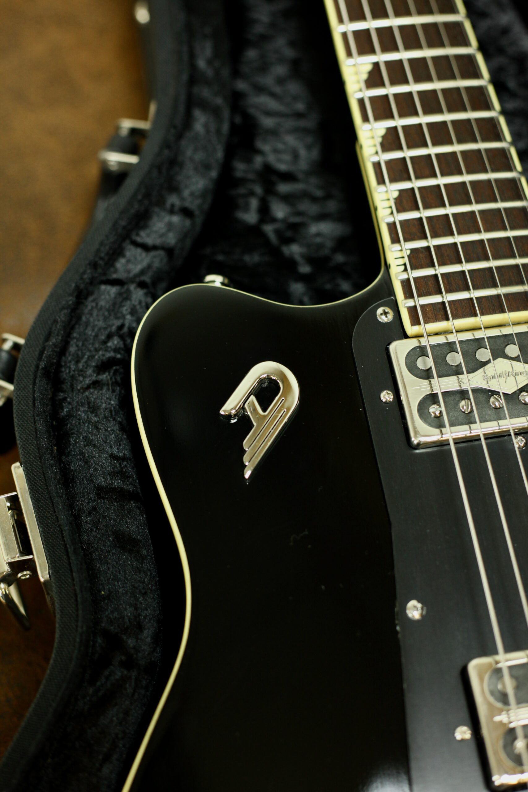 Duesenberg The Falken Tremolo | Black