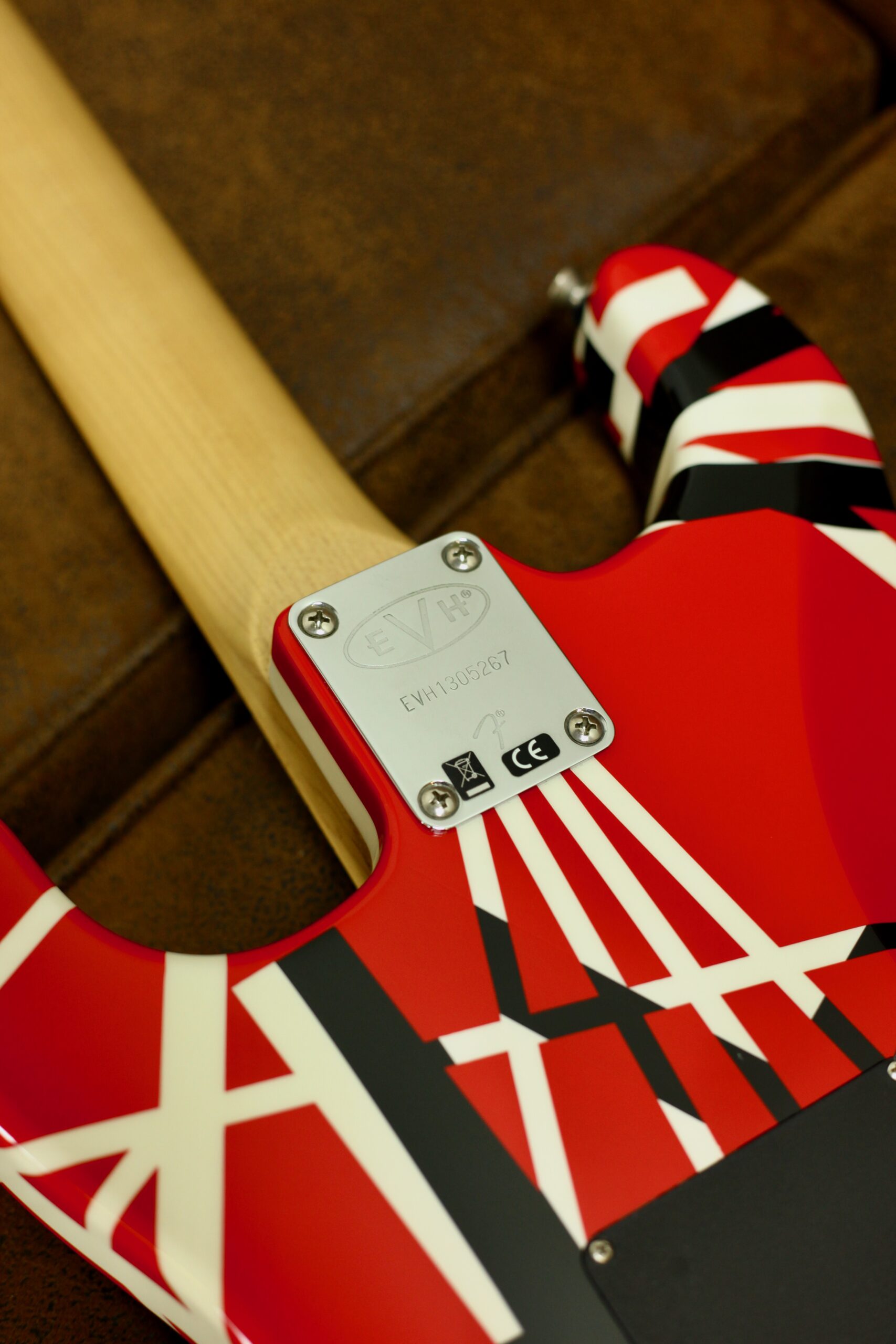 EVH Stripe Series | Red Black
