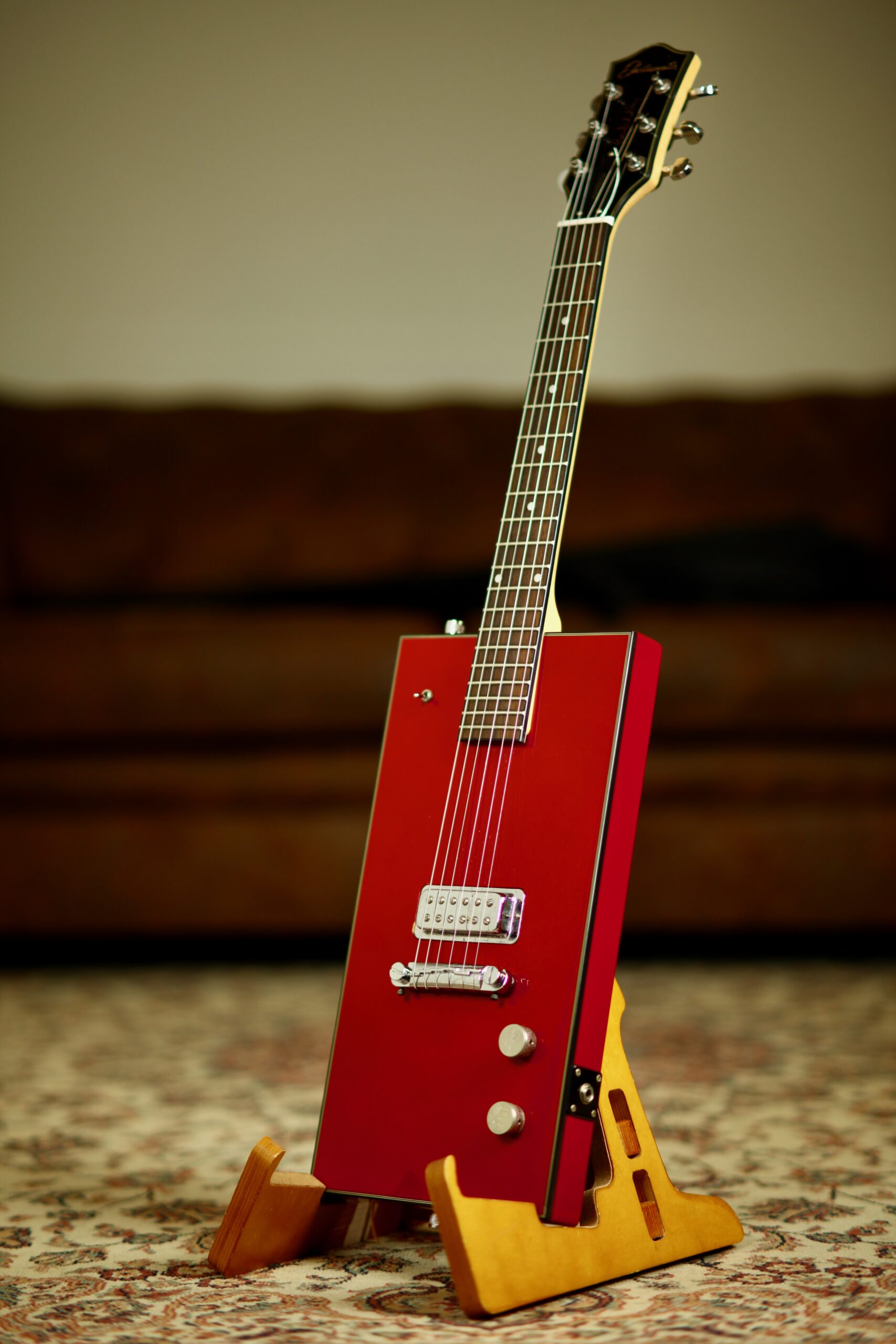 Gretsch Electromatic Bo Diddley G2810 | Candy Apple Red