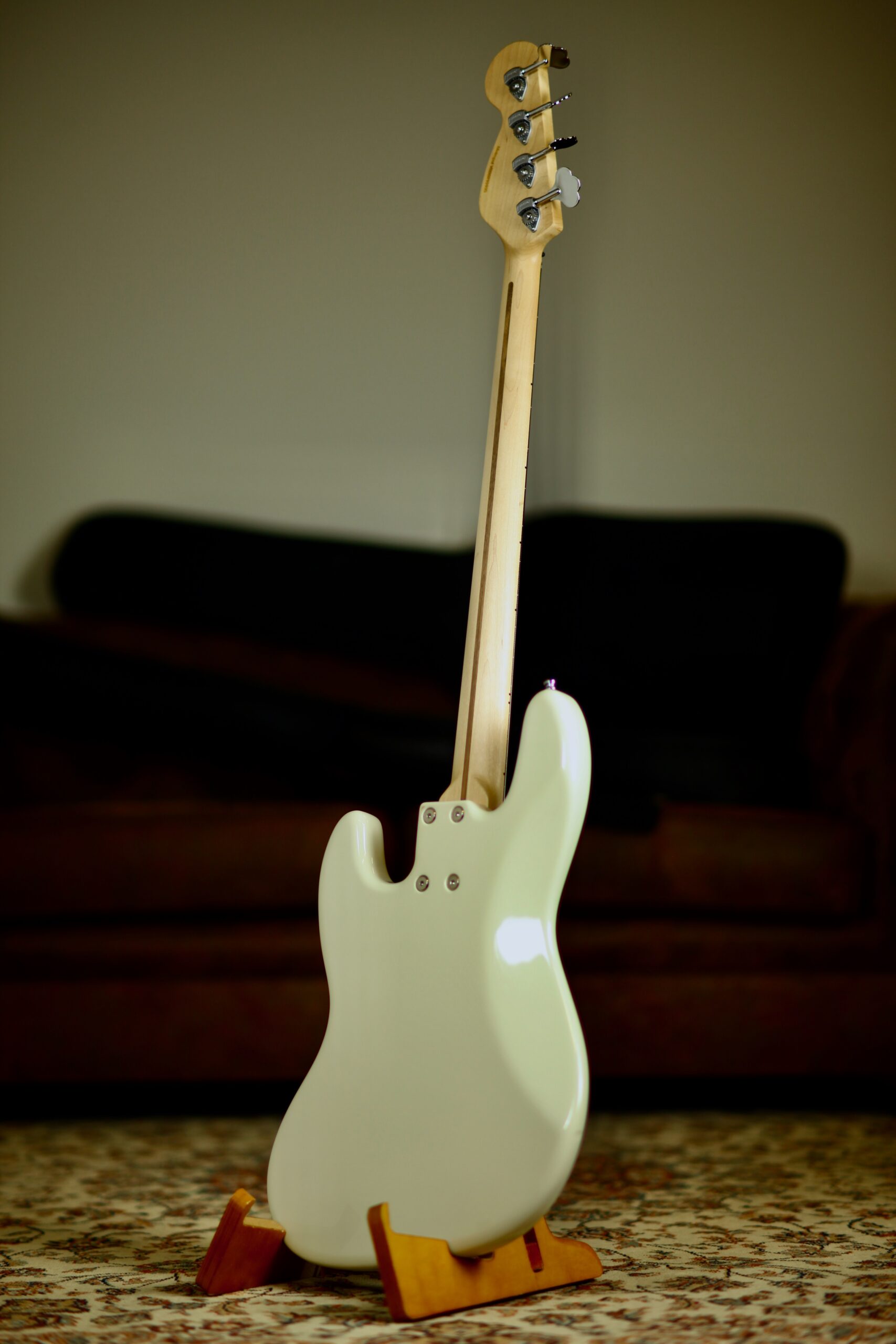 Vincent Metropol 4 Fretless 2021 | White